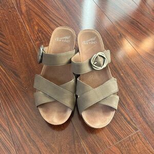Dansko Women's Suede Sandals